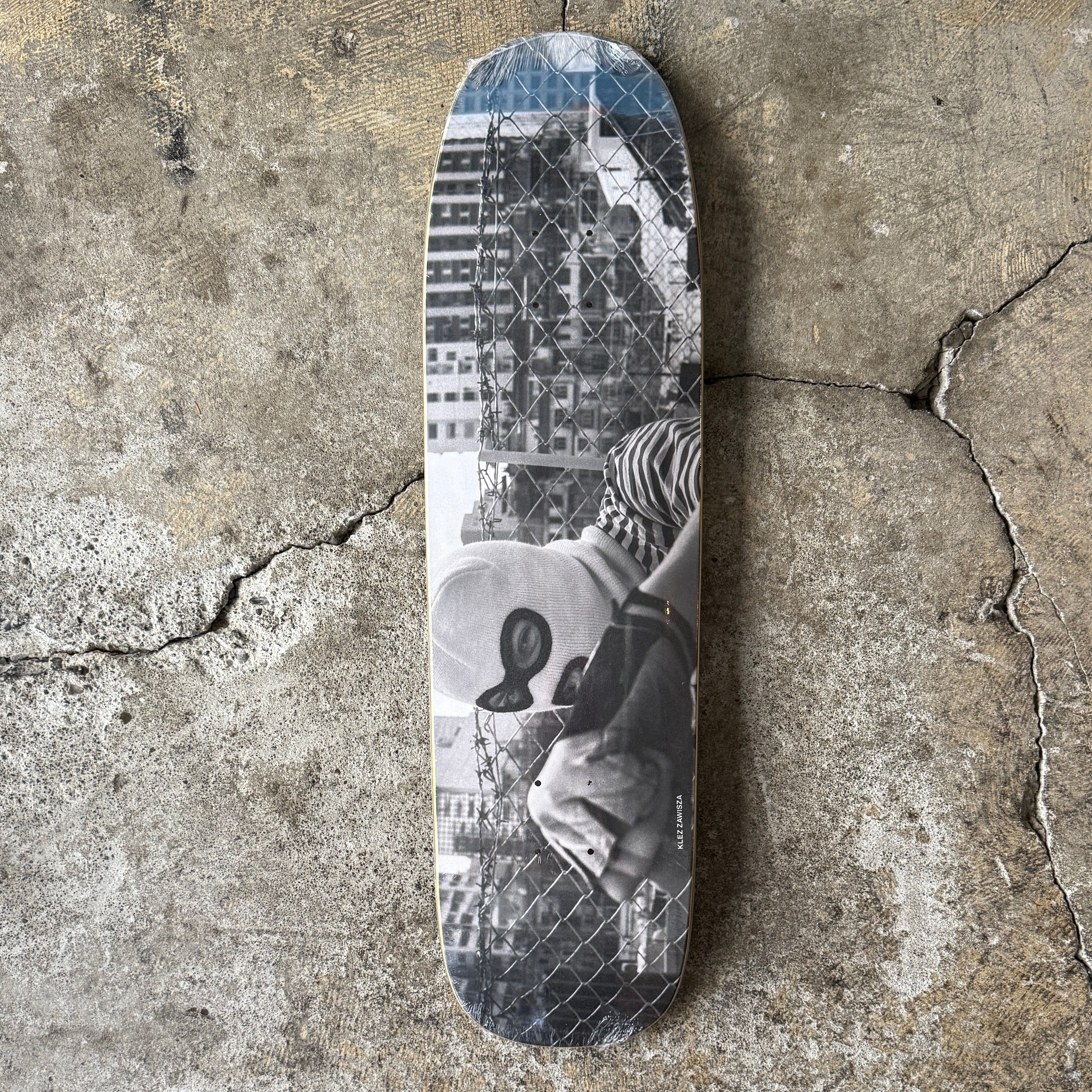 Zawisza Hong Kong Deck P9 Shape 8.62