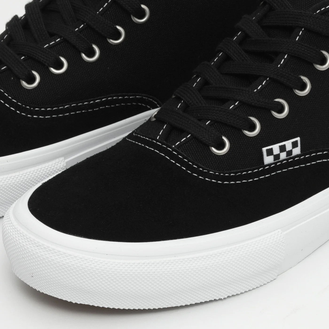 Skate Authentic Mid (Black/White) - Image 2